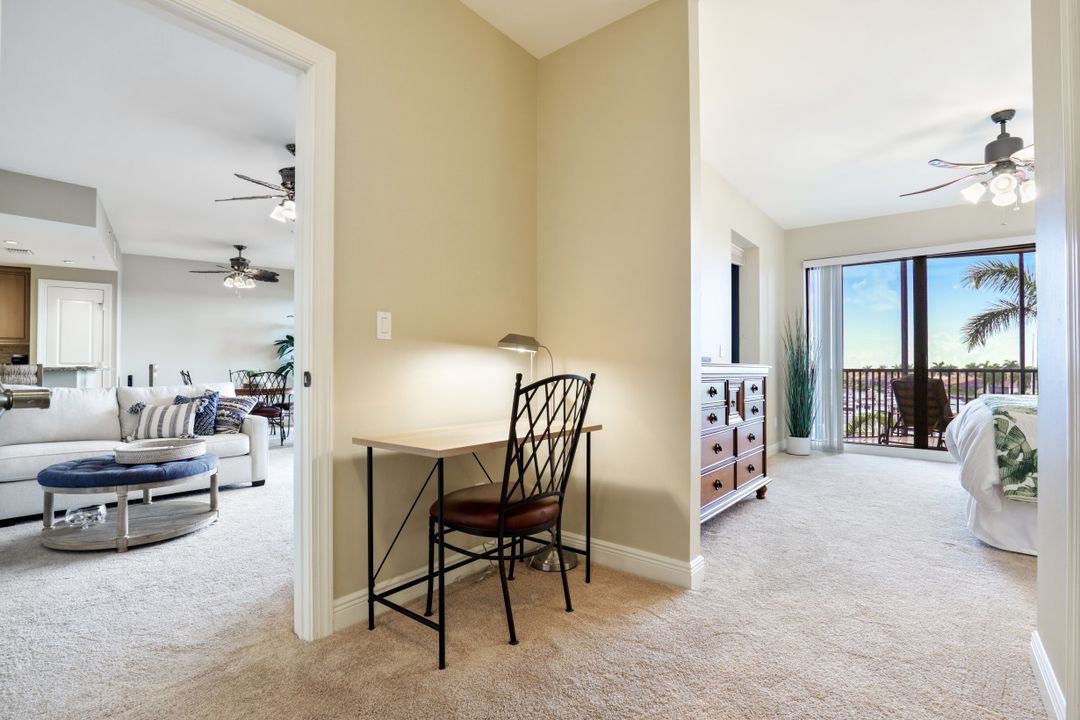 5704 Cape Harbour Dr #308, Cape Coral, FL 33914