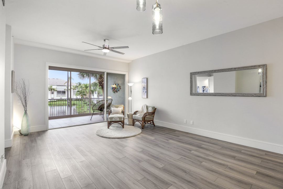 835 Bentwater Cir #103, Naples, FL 34108