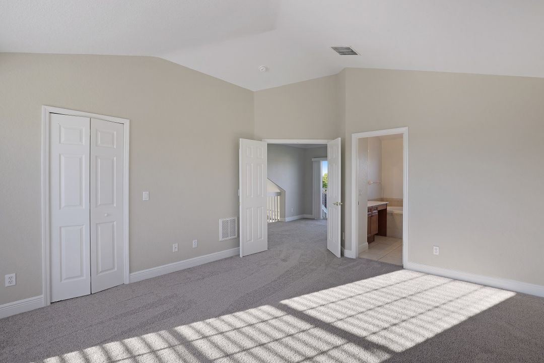 138 SE 4th Pl, Cape Coral, FL 33990