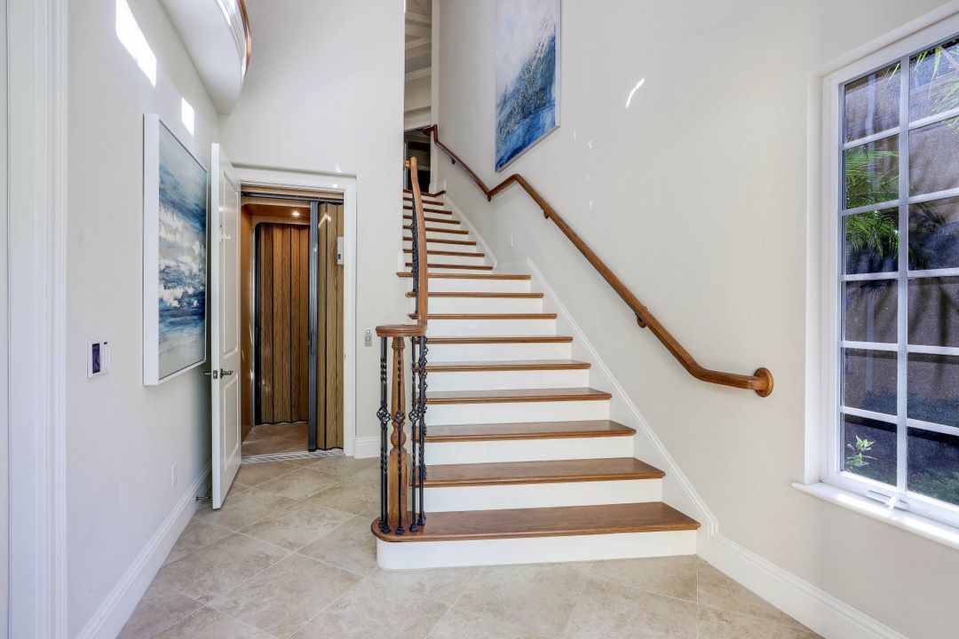 10740 Mirasol Dr #203, Miromar Lakes, FL 33913