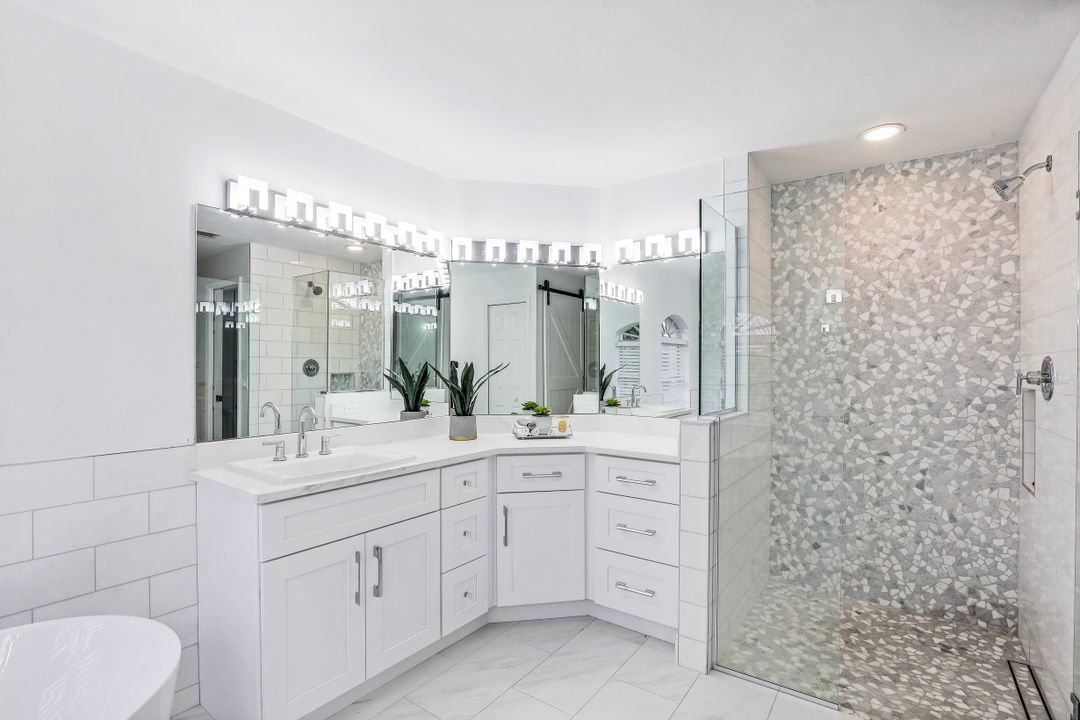 11602 Royal Tee Cir, Cape Coral, FL 33991