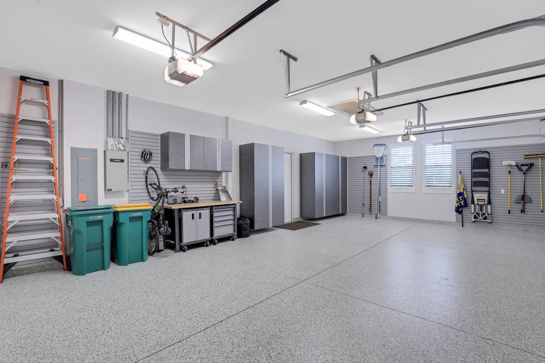 3243 Tavolara Ln, Naples, FL 34114