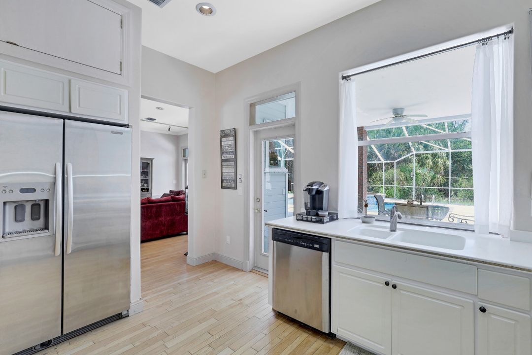 20801 Groveline Ct, Estero, FL 33928