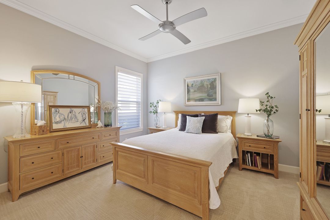 8880 Savona Ct, Naples, FL 34119