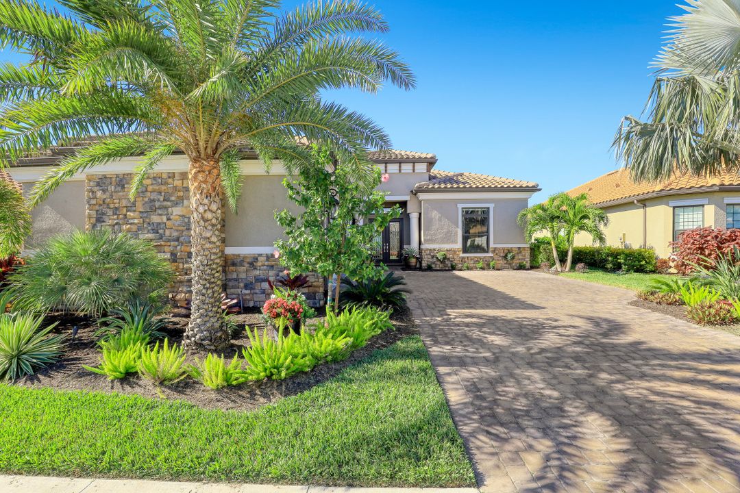 9481 Montelanico Loop, Naples, FL 34119