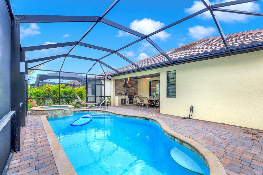 17130 Galway Run, Bonita Springs, FL 34135