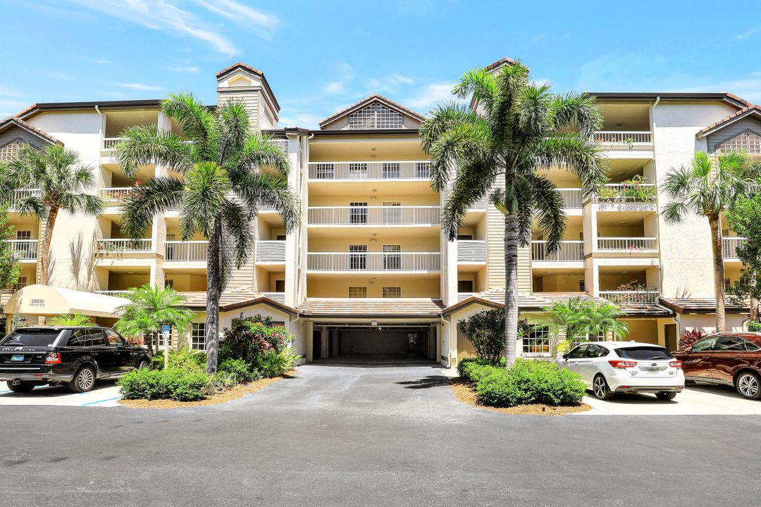 26930 Wedgewood Dr #402, Bonita Springs, FL 34134