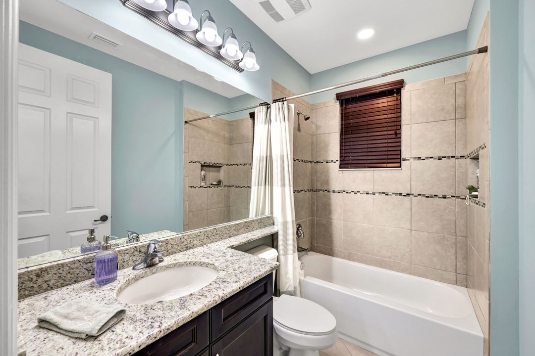 2739 Cinnamon Bay Cir, Naples, FL 34119