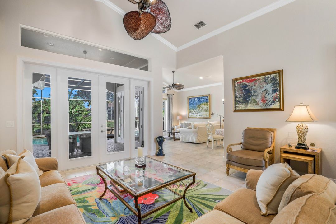 6900 Anthurium Ln, Naples, FL 34113