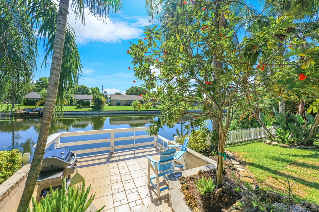 127 SE 15th Ave, Cape Coral, FL 33990