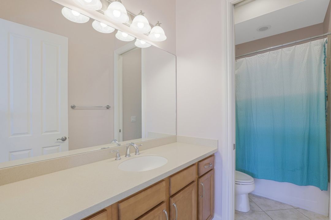 15907 Secoya Reserve Cir, Naples, FL 34110