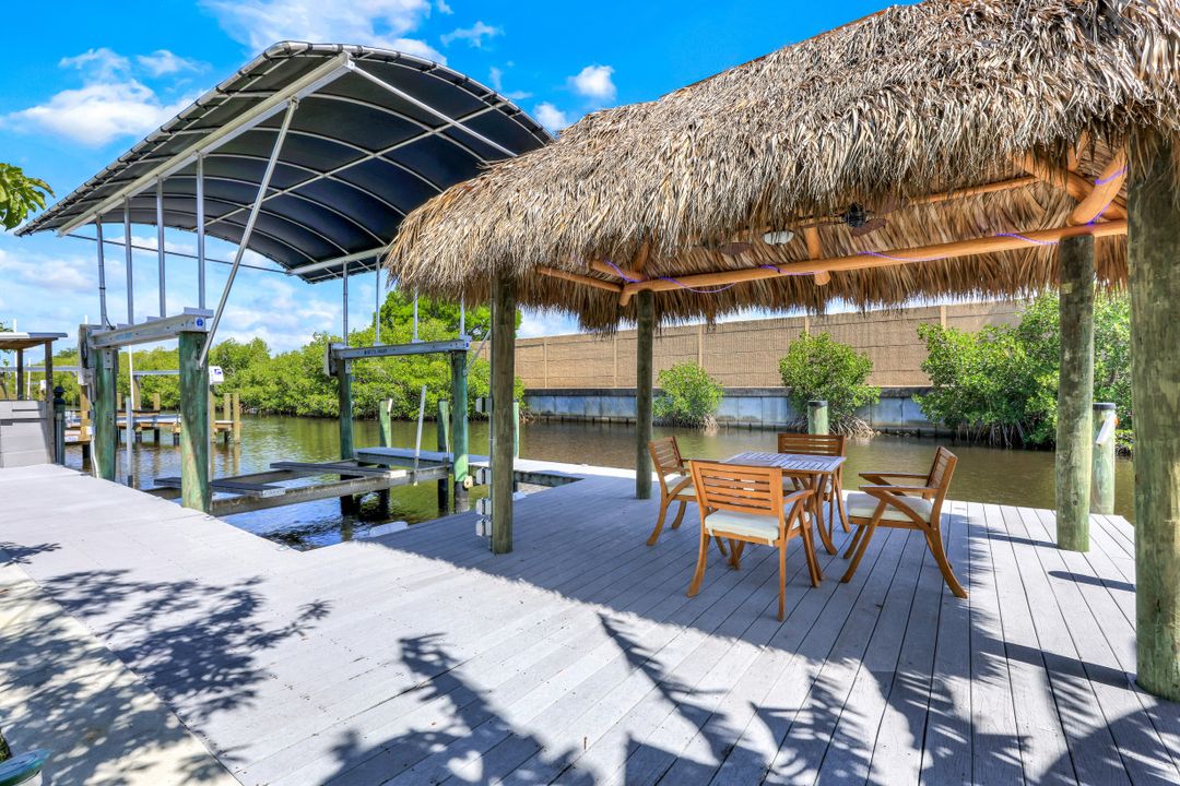 1847 Everest Pkwy, Cape Coral, FL 33904