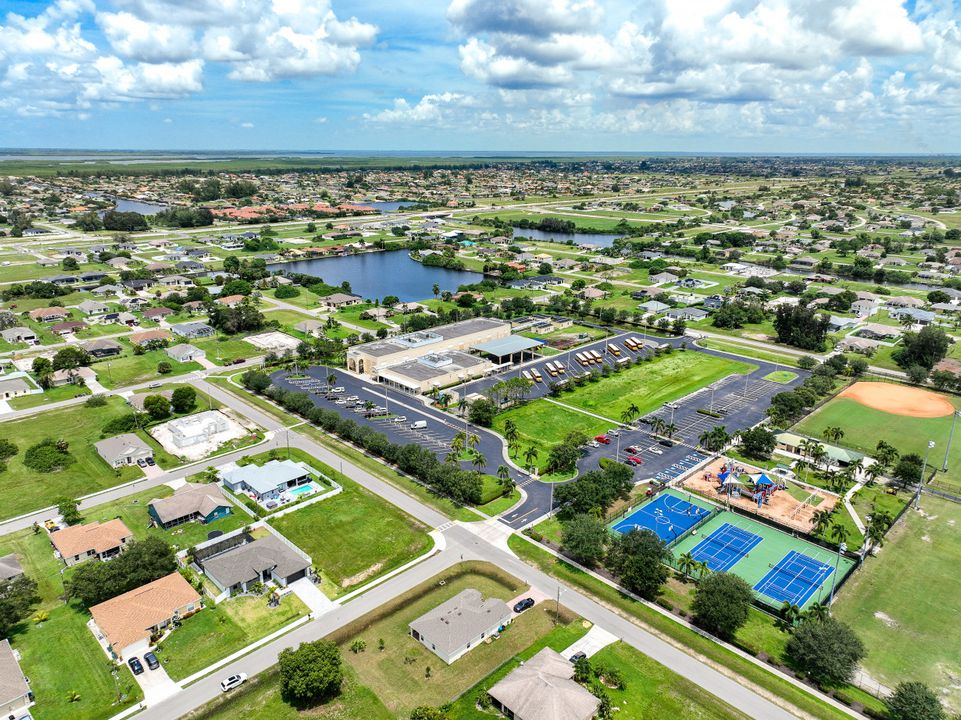 342 SW 28th Ave, Cape Coral, FL 33991