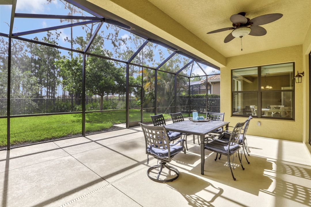 3896 Gibralter Dr, Naples, FL 34119