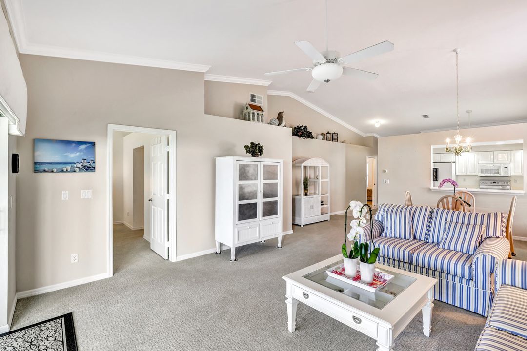 227 Melrose Pl, Naples, FL 34104