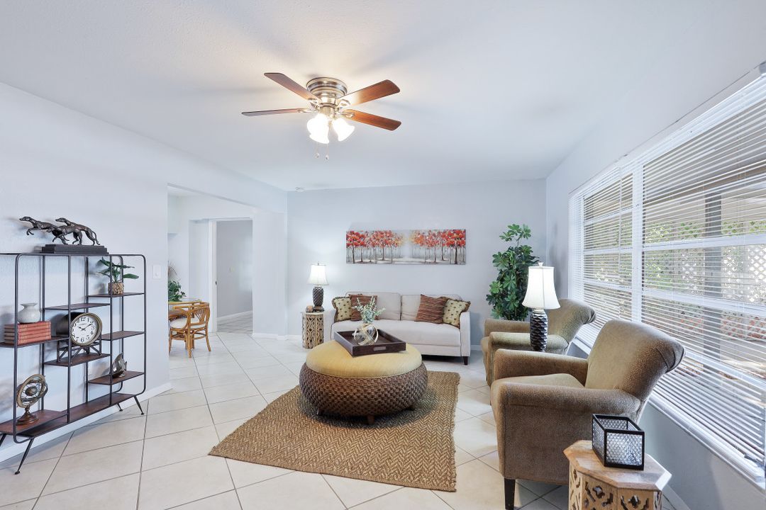 1637 Winkler Ave, Fort Myers, FL 33901