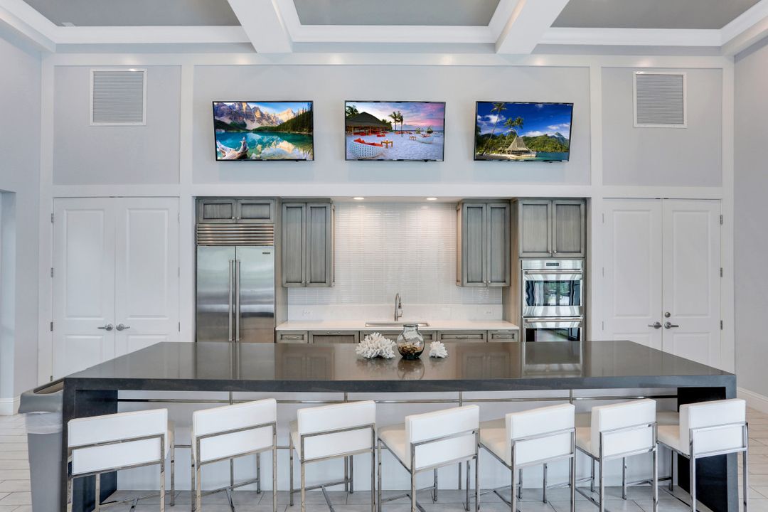 17212 Hidden Estates Cir, Fort Myers, FL 33908