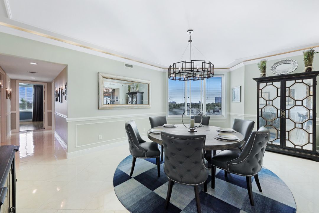 275 Indies Way #505, Naples, FL 34110