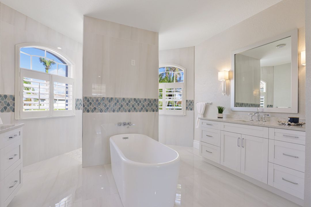 2200 El Dorado Pkwy W, Cape Coral, FL 33914