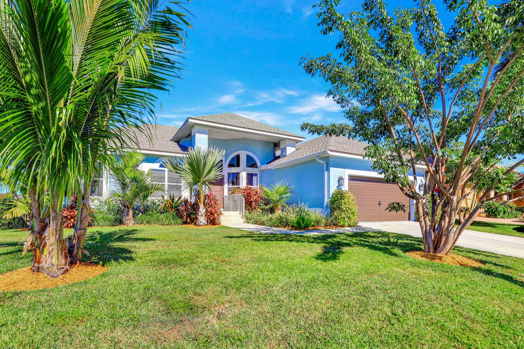 1640 Almeria Ct, Marco Island, FL 34145