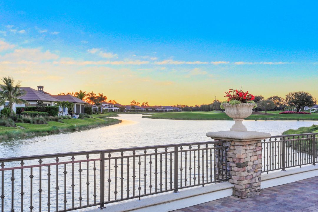 16428 Talis Park Dr, Naples, FL 34110