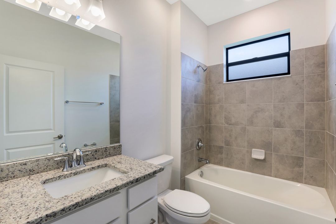 11350 Timber Creek Dr, Fort Myers, FL 33913