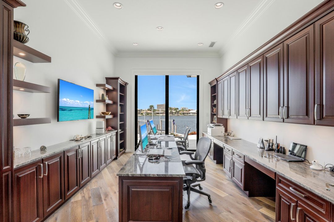 1001 Coronado Ct, Marco Island, FL 34145