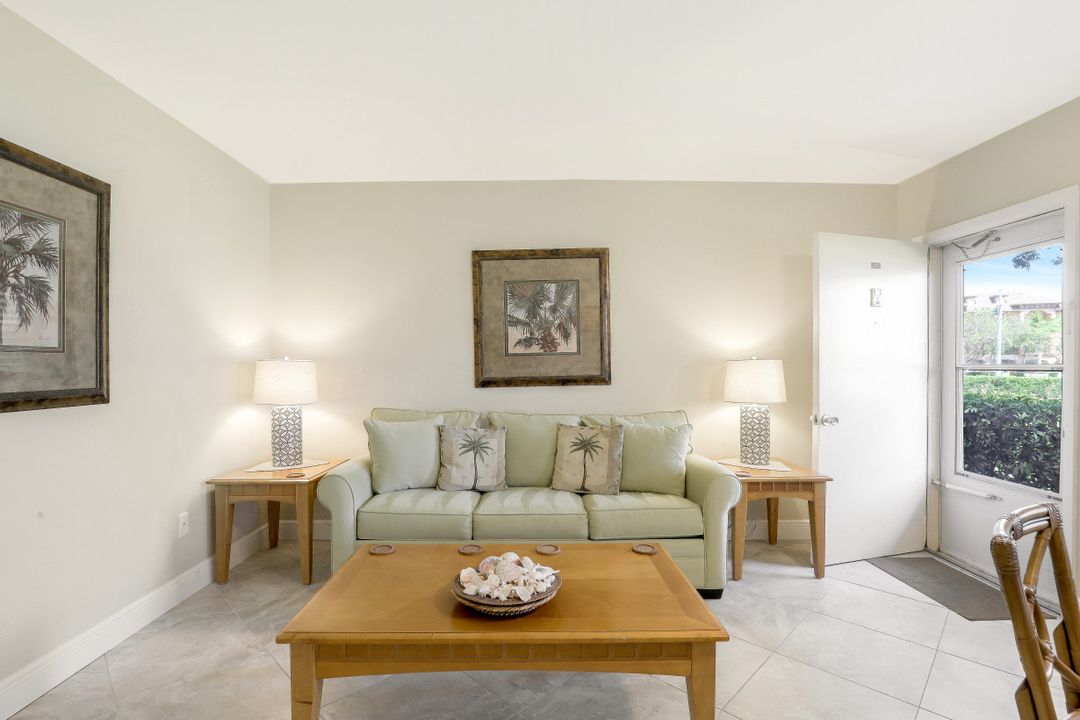 240 N Collier Blvd, Marco Island, FL 34145