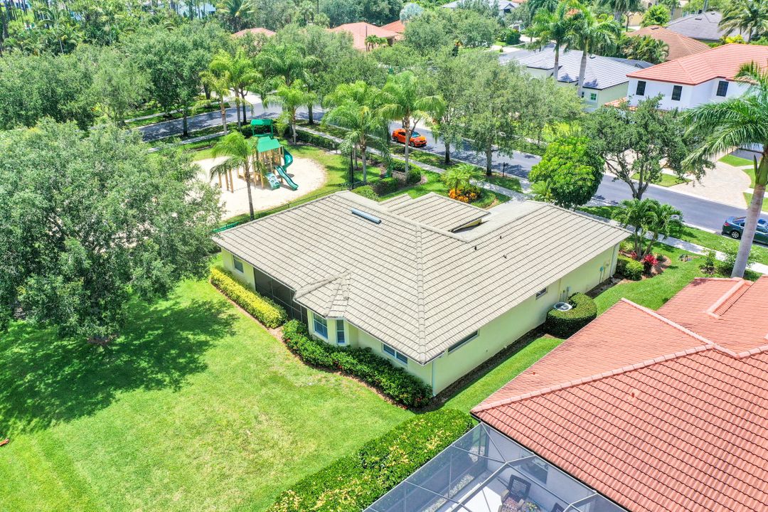 14849 Fripp Island Ct, Naples, FL 34119