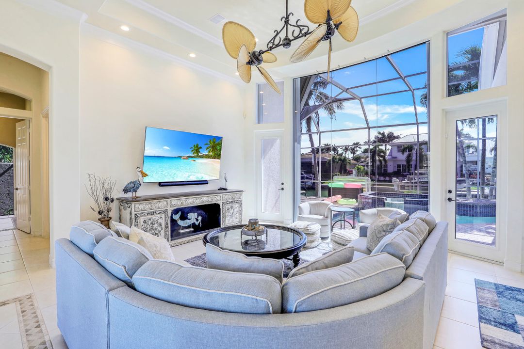 530 Taylor Ct, Marco Island, FL 34145