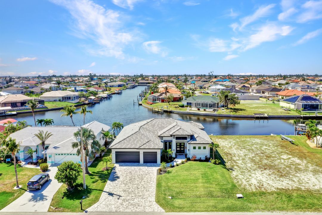214 NW 32nd Pl, Cape Coral, FL 33993