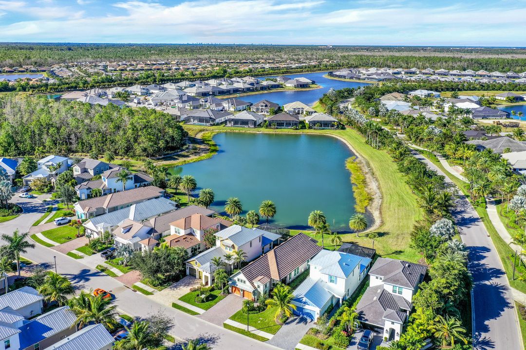 14167 Nautica Ct, Naples, FL 34114