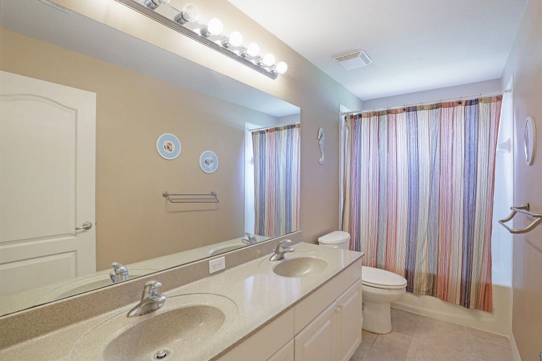 12493 Pebble Stone Ct, Fort Myers, FL 33913