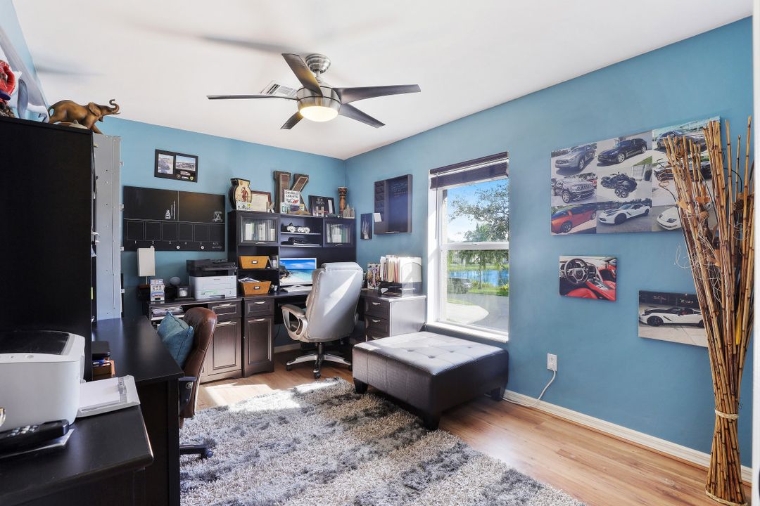 4259 Covey Cir, Naples, FL 34109