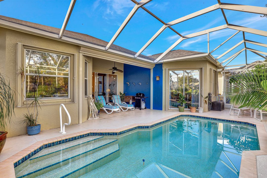 8054 Tauren Ct, Naples, FL 34119