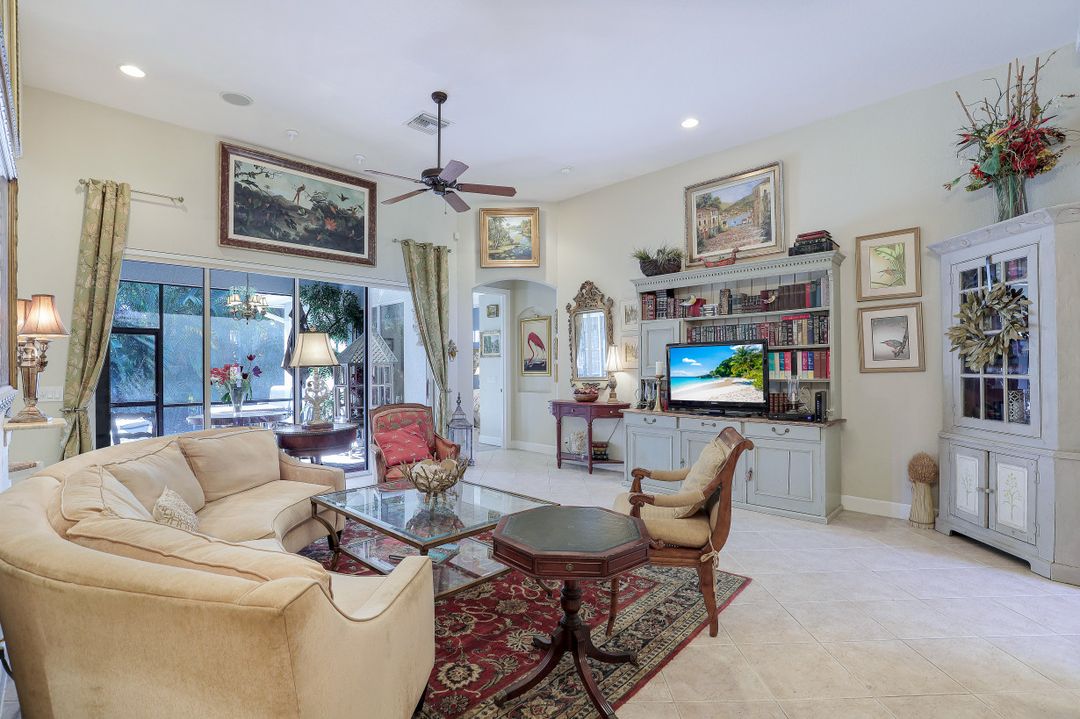 16156 Parque Ln, Naples, FL 34110