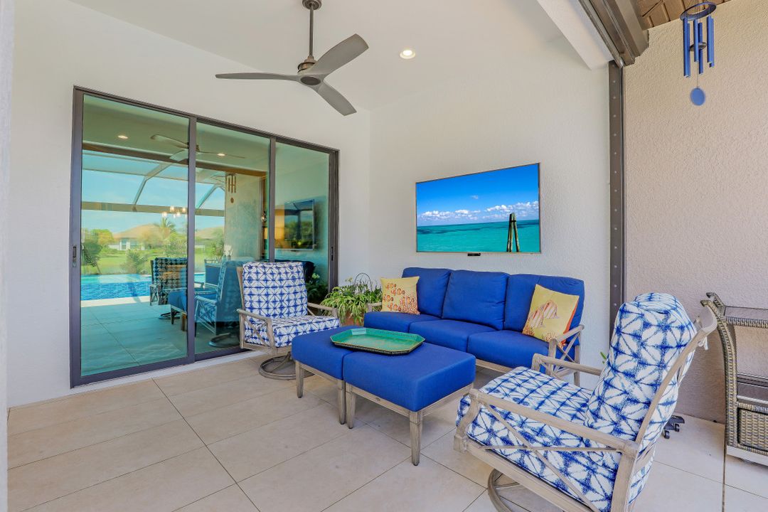 8669 Dilillo Ct, Naples, FL 34119