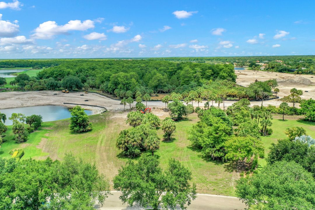 11429 Golden Eagle Ct, Naples, FL 34120