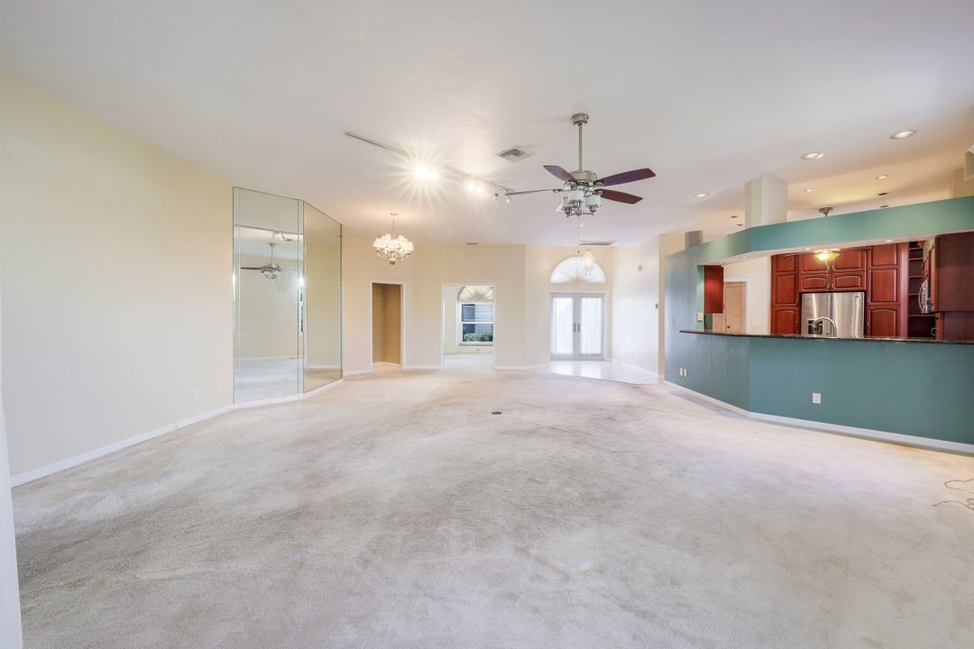 9841 Mainsail Ct, Fort Myers, FL 33919