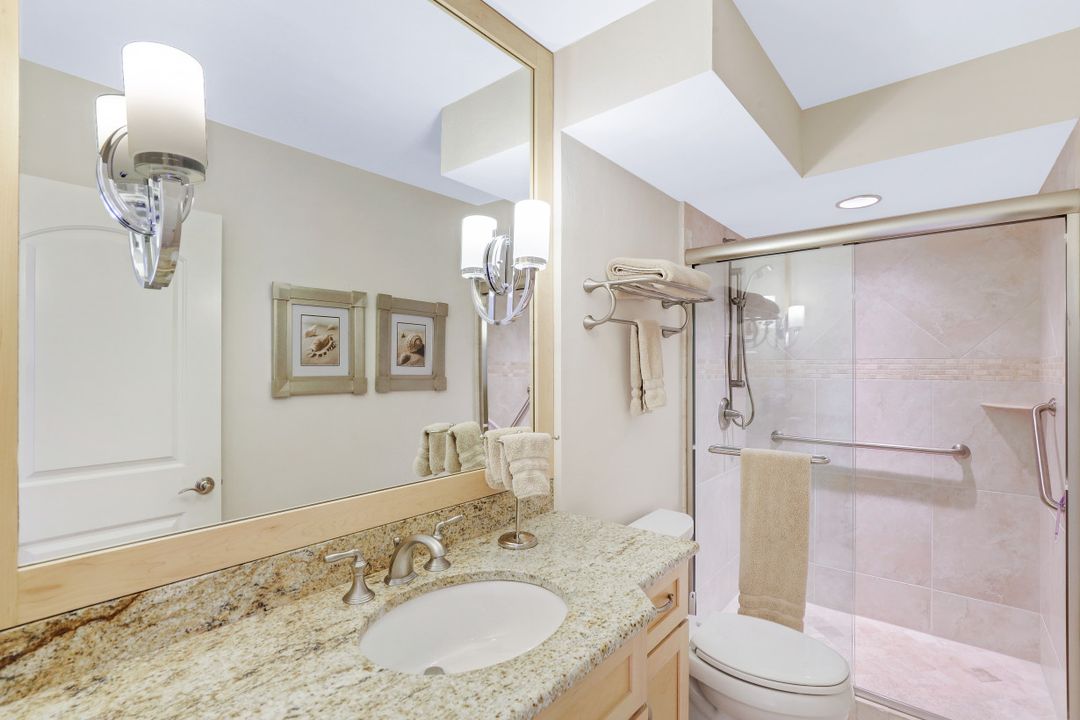 3450 Gulf Shore Blvd N #313, Naples, FL 34103