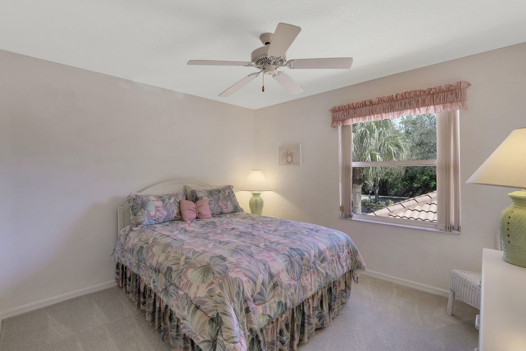 524 Woodshire Ln #E1, Naples, FL 34105