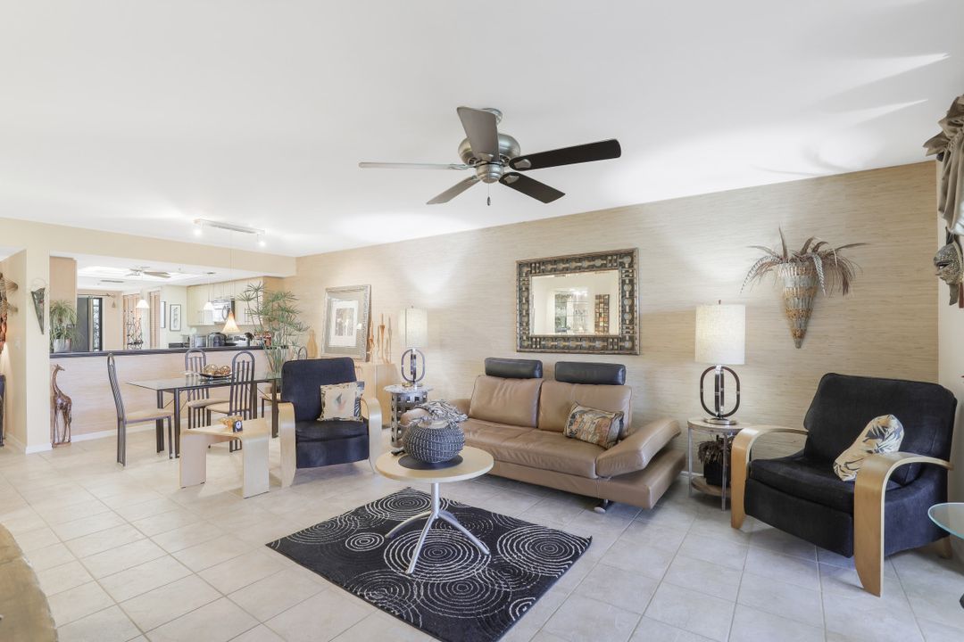 16230 Kelly Cove Dr #221, Fort Myers, FL 33908