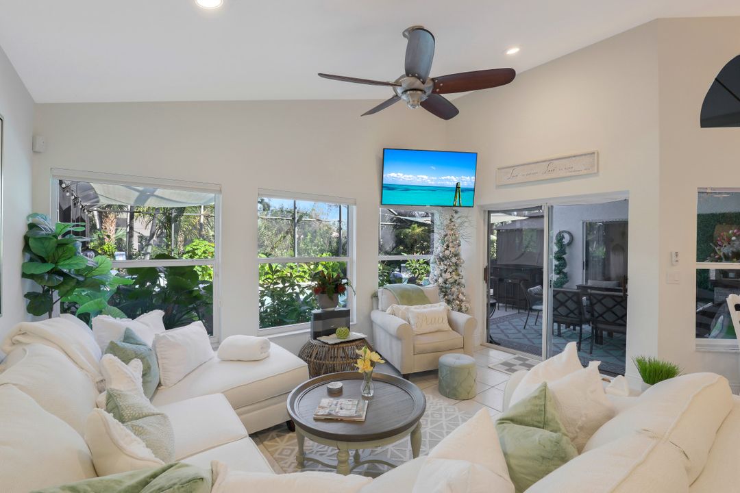 7008 Burnt Sienna Cir, Naples, FL 34109