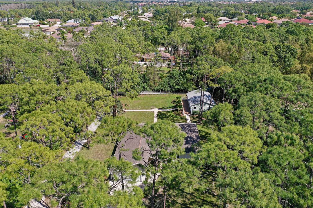 25063 Luci Dr, Bonita Springs, FL 34135