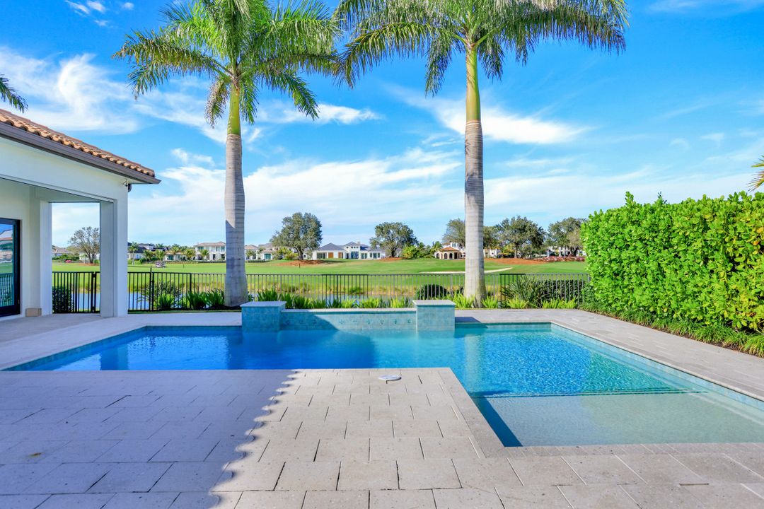 16439 Seneca Way, Naples, FL 34110