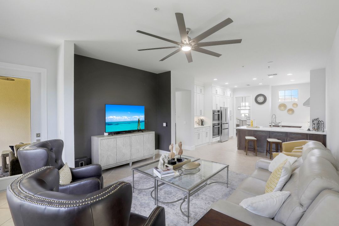 3710 Montreux Ln #203, Naples, FL 34114