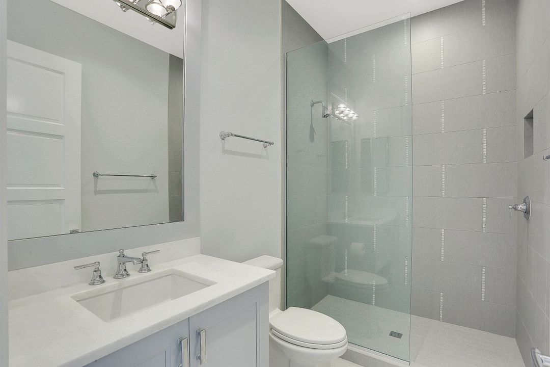 16610 Firenze Way, Naples, FL 34110