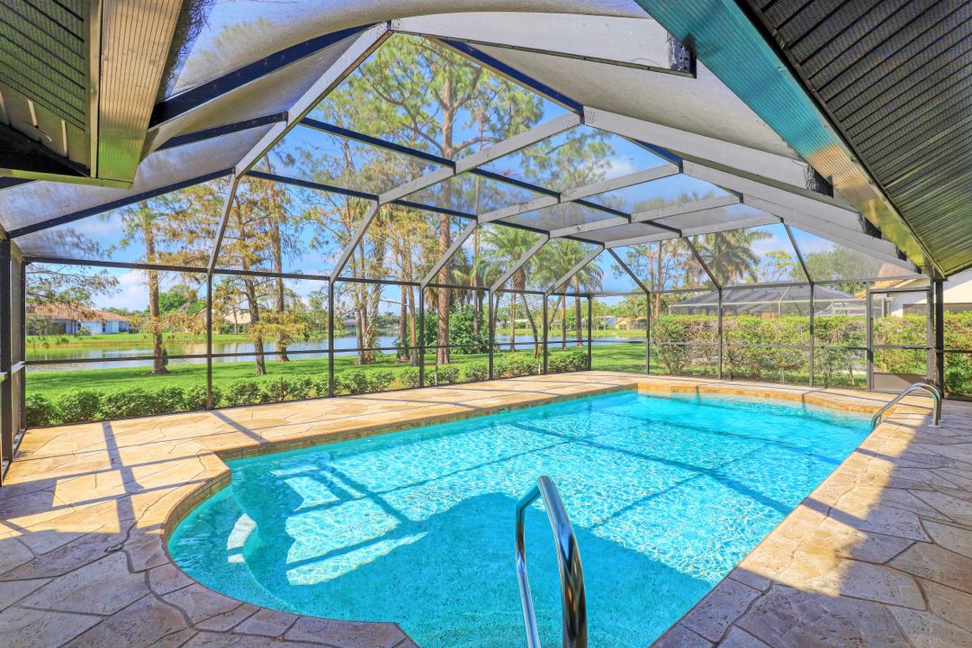 381 Henley Dr, Naples, FL 34104