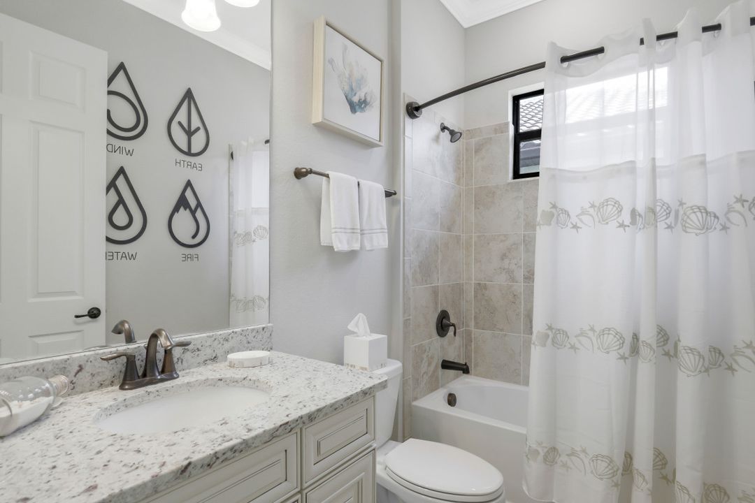 17240 Galway Run CT, Bonita Springs, FL 34135