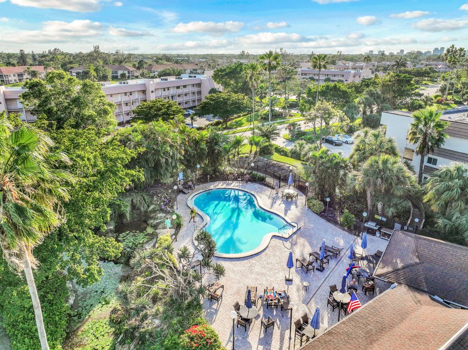 501 Forest Lakes Blvd #205, Naples, FL 34105